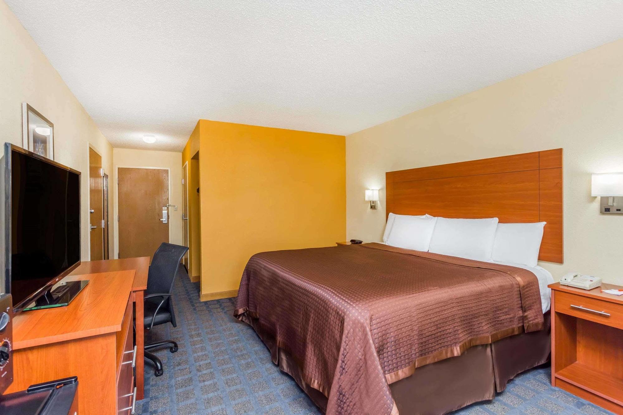 Howard Johnson By Wyndham Spartanburg Expo Center Buitenkant foto